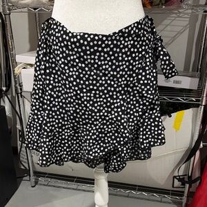 NWOT 2-Pack Floral Wrap Skorts 🩵